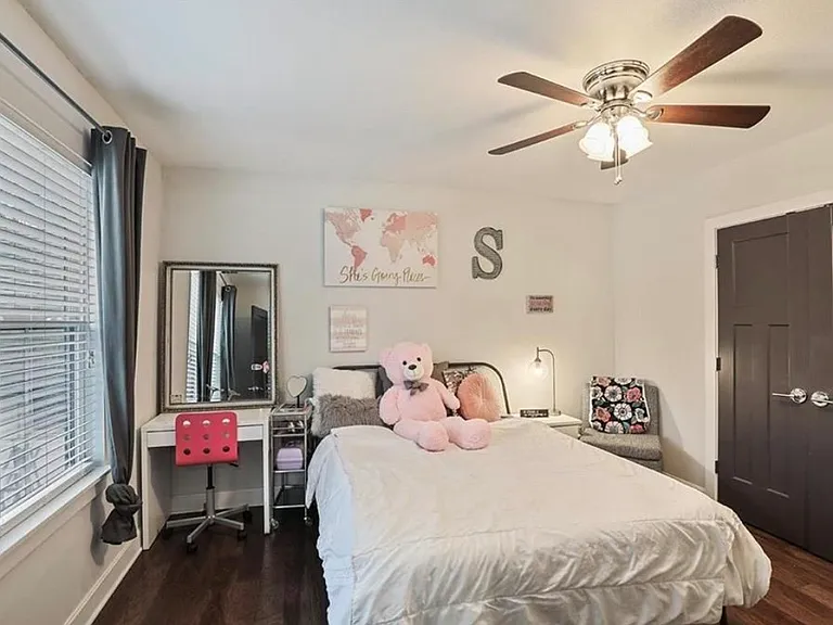 4536 Bell St — Photo 12