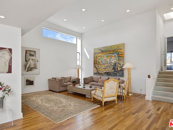 2nd image of 11922 Gorham Ave APT 5