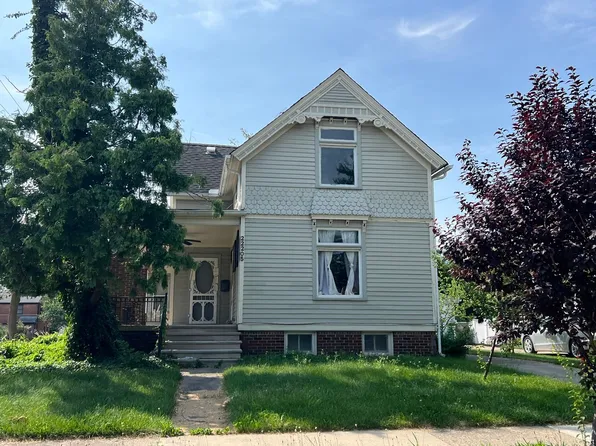 22205 Park St, Dearborn, MI 48124