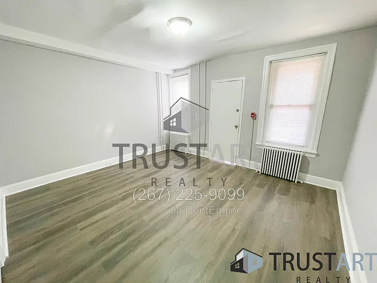 2321 N 25th St #1 — Photo 8