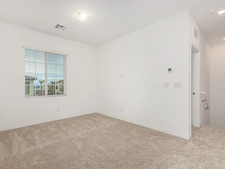 25 Barbara Ln #31 — Photo 36