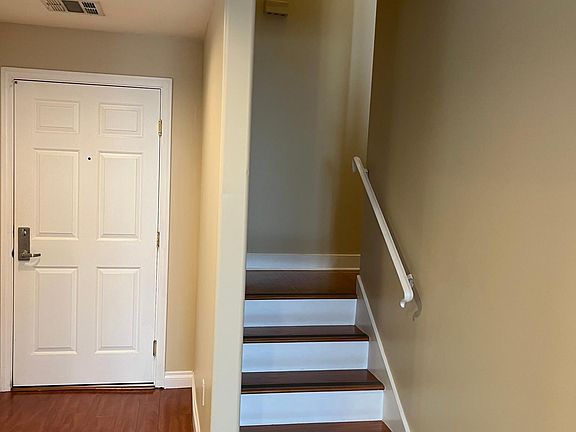 Entrance to the unit from the hallway