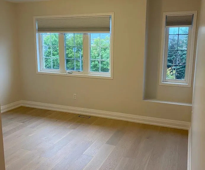 1812 Castlemore Ave — Photo 13