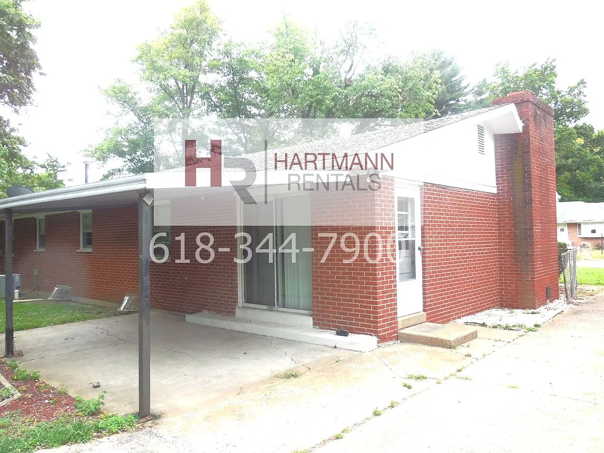 Building Photo - 1302 Eileen St