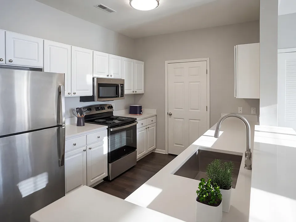 Apartments at Glenmoore