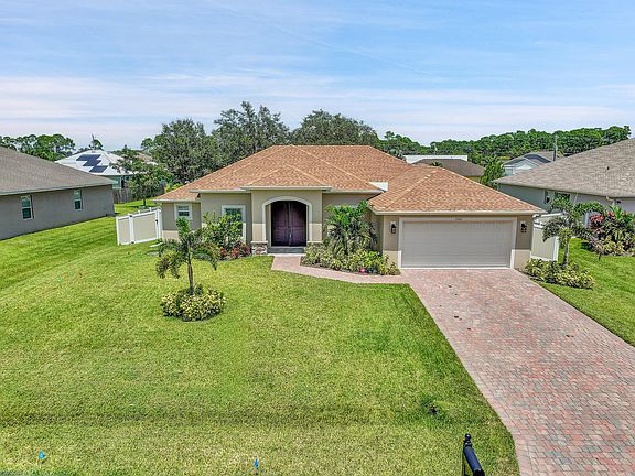2nd image of 1561 SW Mullinax Avenue
