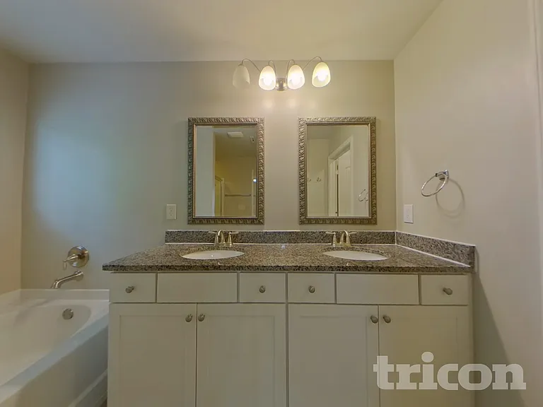 6410 Country Lake Rd — Photo 8