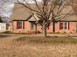 7212 Manassas St, Fayetteville, NC 28304