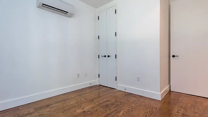 Rented by Nooklyn NYC LLC | media 15