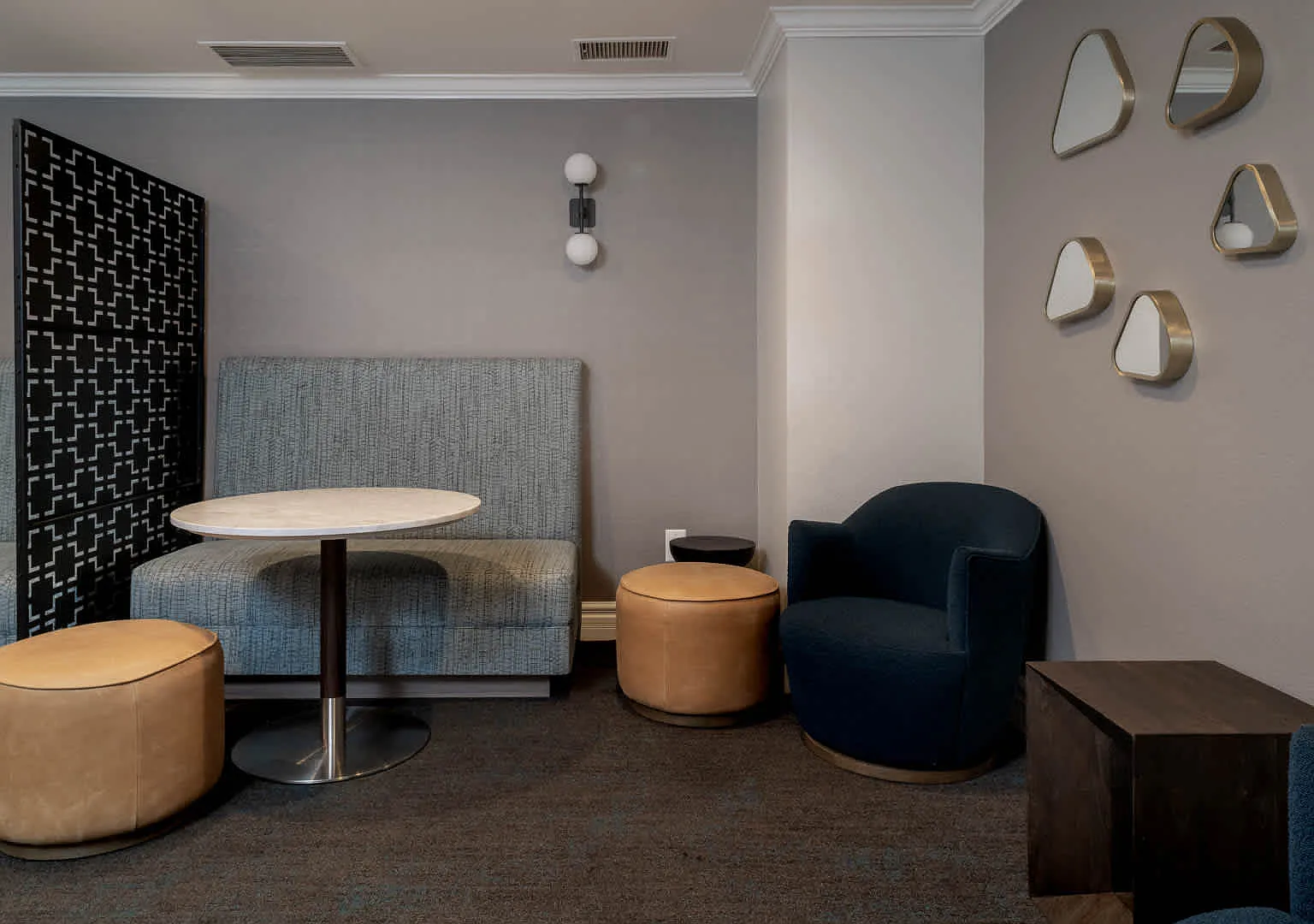 City Pointe — Photo 4