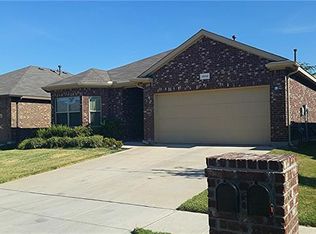 1932 Kachina Lodge Rd, Fort Worth, TX 76131