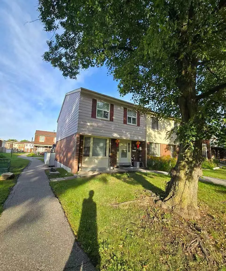 1 bed, $1,300 — Photo 2