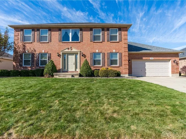 145 Ashmark Ct, Brookville, OH 45309