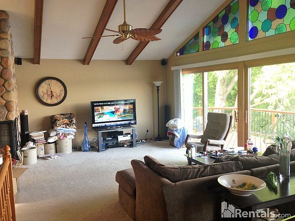2nd image of 4710 Larch Ln N