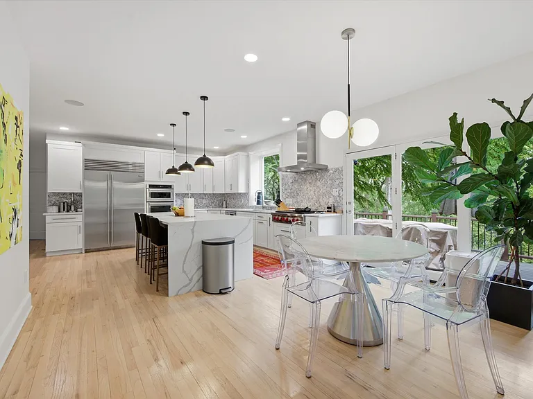 111 Fairview Rd — Photo 5