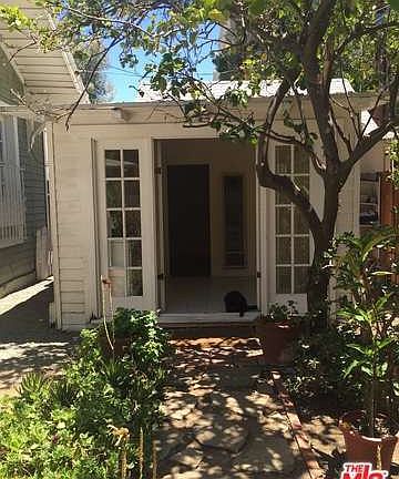 4th image of 8314 Willoughby Ave