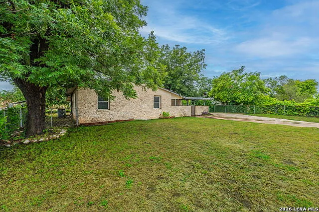 7126 Westlyn Dr — Photo 20