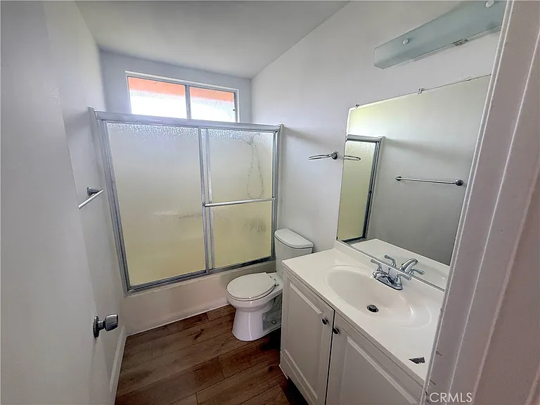 469 W Oliver St #3 — Photo 9