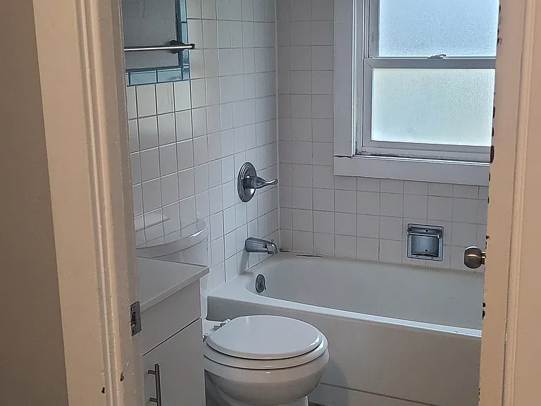 166 Fowler Ave — Photo 7
