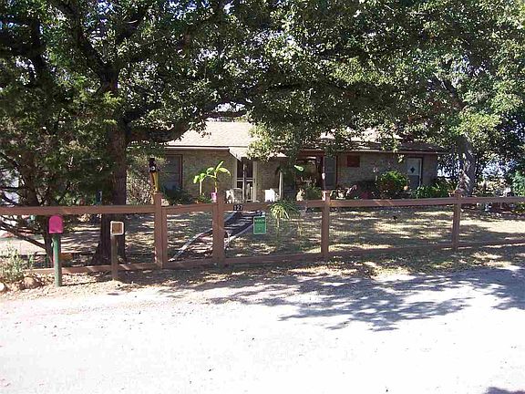 4th image of 127 W White Rock