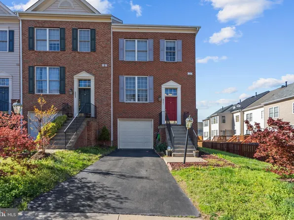 9841 Cheshire Ridge Cir, Manassas, VA 20110