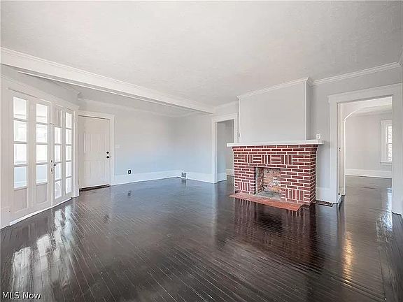 4th image of 1430 Wyandotte Ave #2