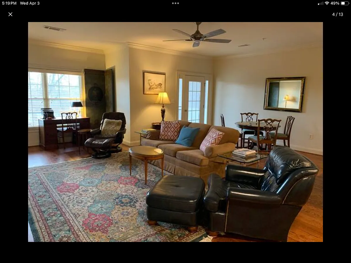 Large open Living Dining Area. - 170 Woodrow St #C4