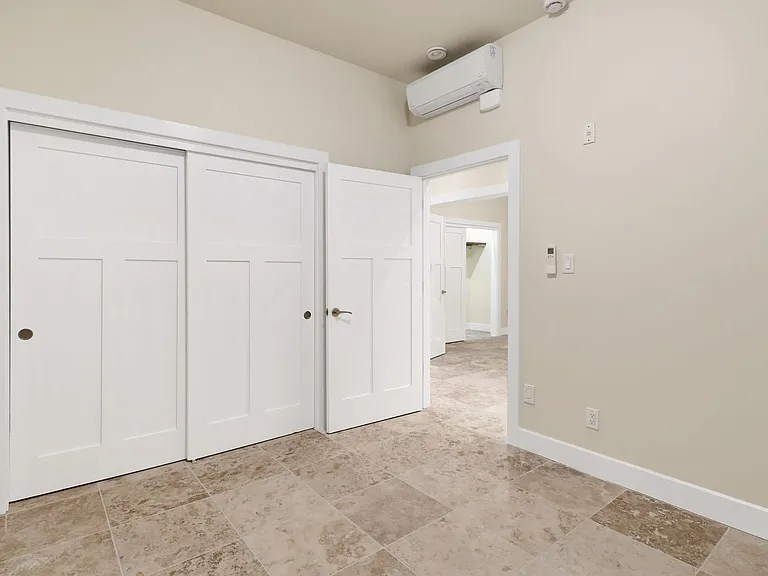 1203 W Holly St — Photo 22