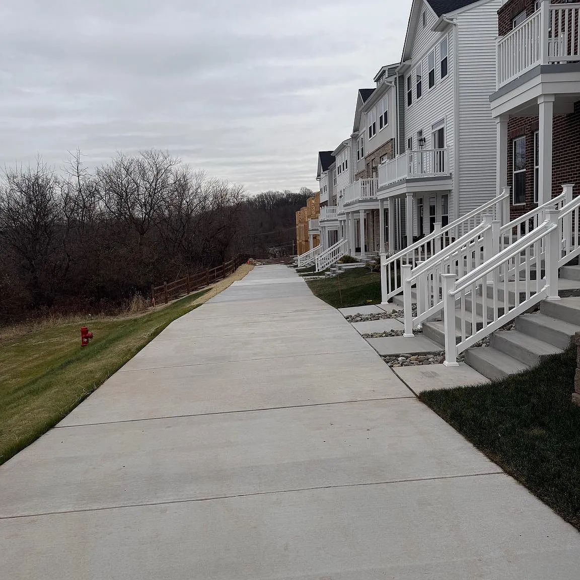 3 bed, 2.5 bath, 1868 sqft, $3,150 — Photo 4