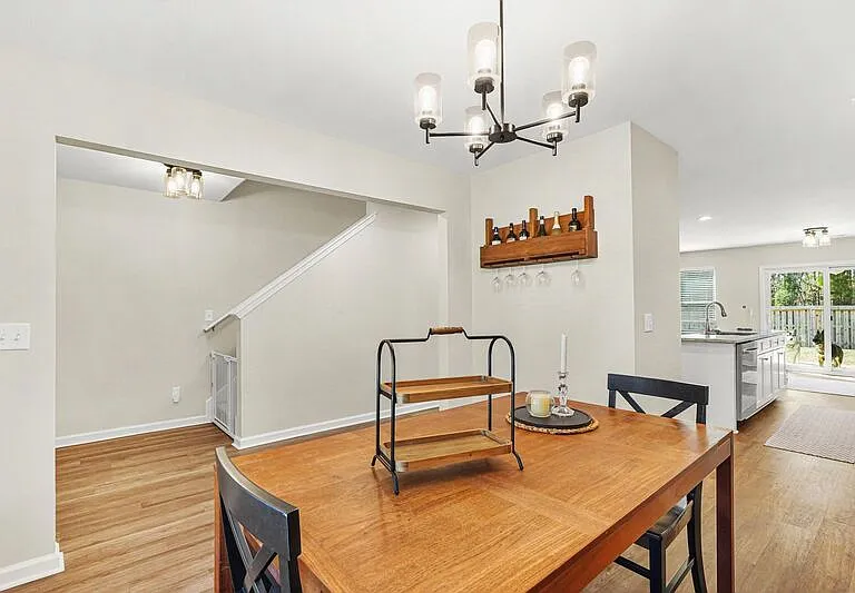 257 Cromer St — Photo 20