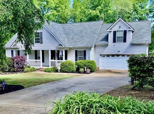 805 Marion St, Travelers Rest, SC 29690