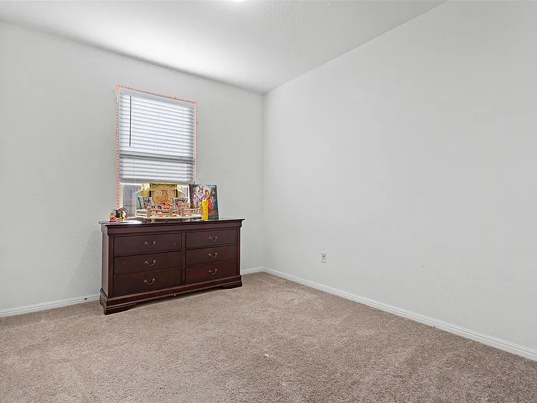 325 La Joya Pass — Photo 26