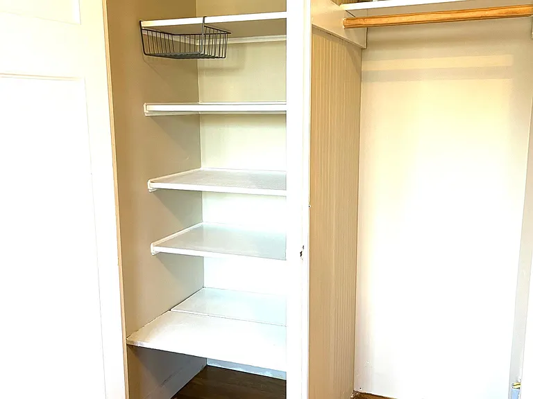 445 S Main St #6 — Photo 7