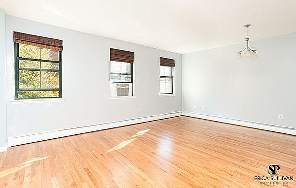 1st image of 420 Cumberland St #3