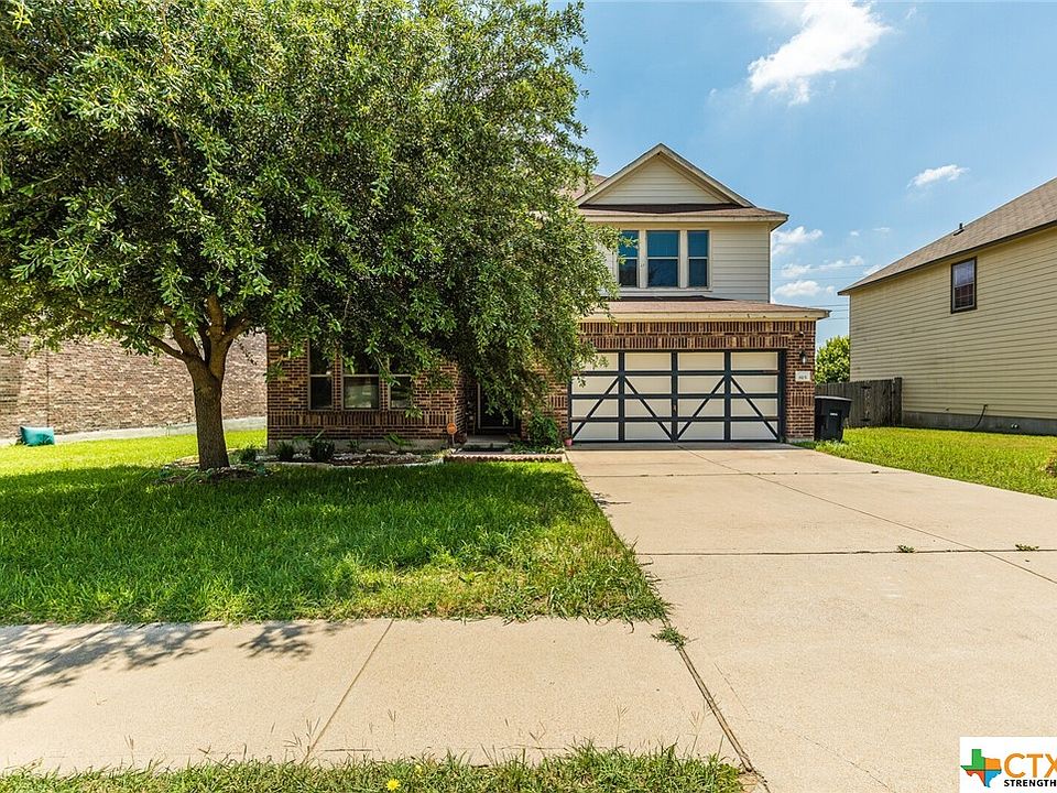 1st image of 815 Green Pasture Dr