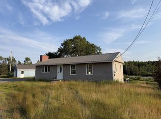 178 School House Road, Orient, ME 04471