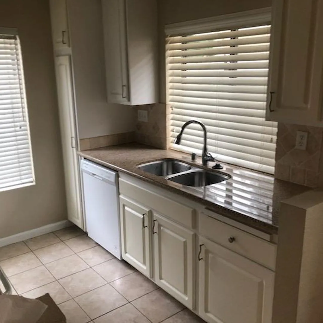 Mira Mesa Condo — Photo 2