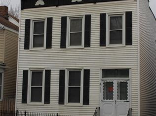 621 4th St, Troy, NY 12180