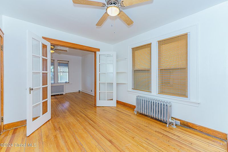 5th image of 29 Beverly Avenue