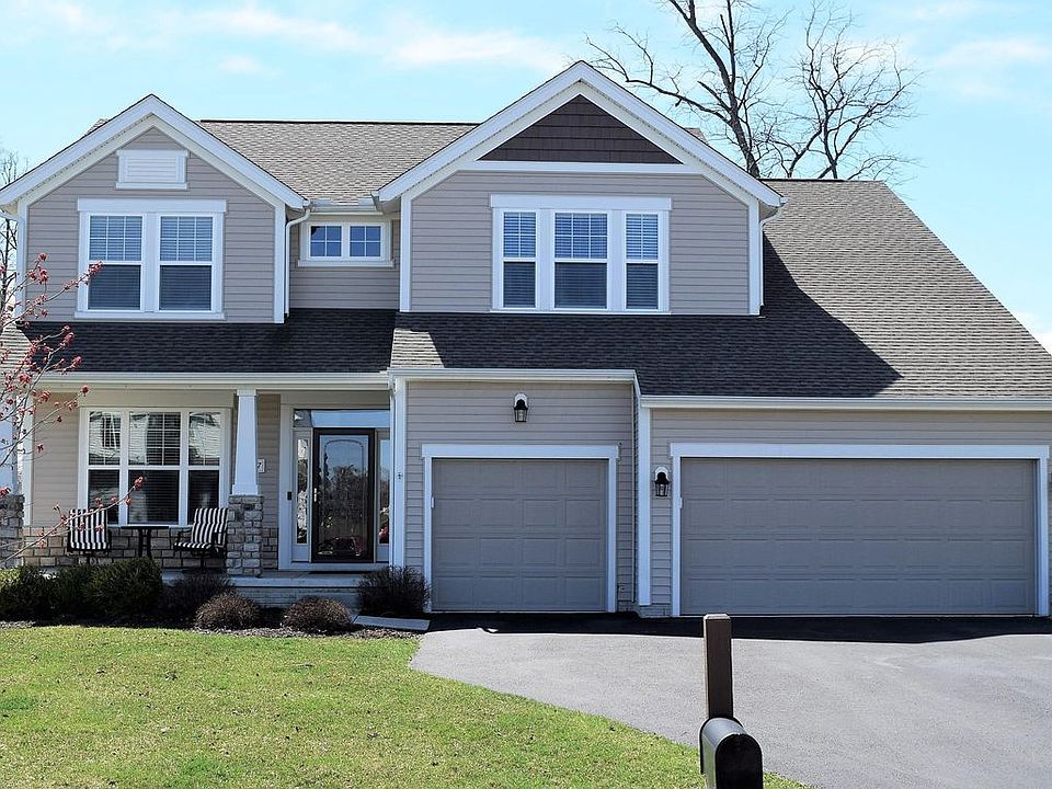 1st image of 627 Arabian Cir