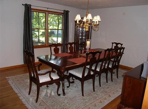 4th image of 4 Quail Ln