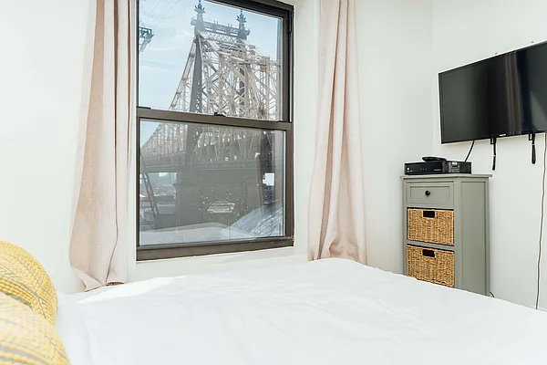 Rented by Carnegie Management Inc | media 30