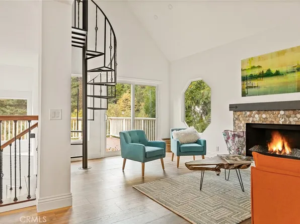 580 Karenken Pines Dr, Lake Arrowhead, CA 92352
