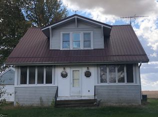 15147 Newcomer Ave, Grinnell, IA 50112