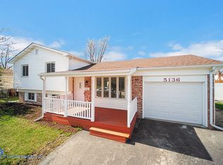 5136 Deerpath Rd, Oak Forest, IL 60452