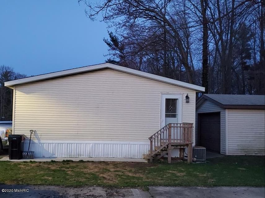 1st image of 656 Hansel St NW