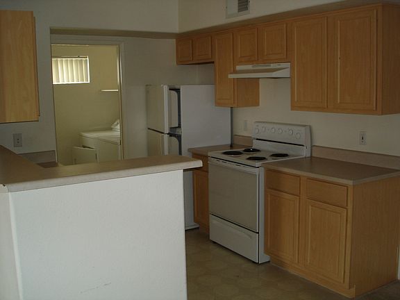 5th image of 2615 W Gary Ave Unit 1078