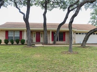 2306 American Dr, Lago Vista, TX 78645