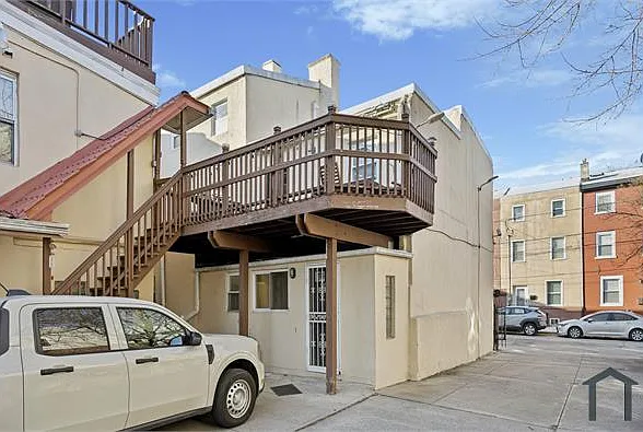 515 W Girard Ave #1R — Photo 16