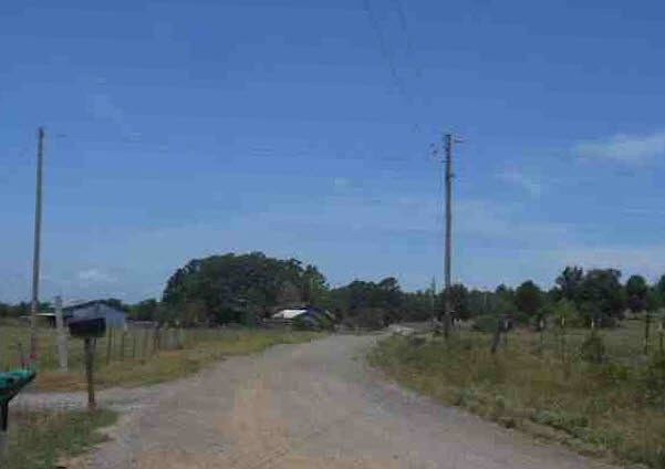 2nd image of 419 Ridge Rd